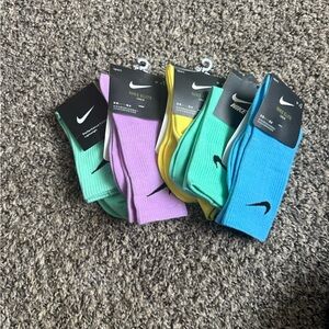 Nike Elite Men's Multicolor Athletic Socks
